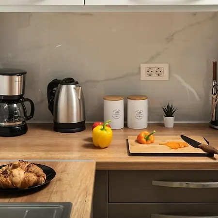 New Cozy Near The Center Of Chania Apartamento La Canea